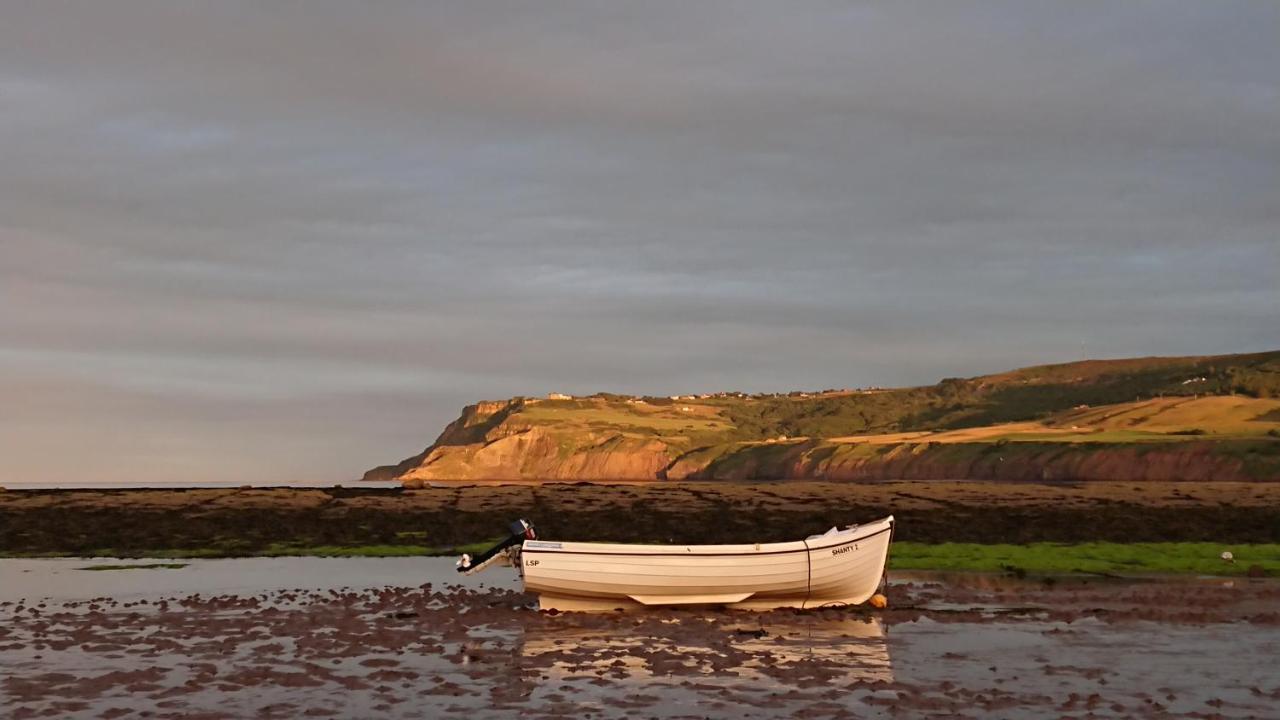 Robin Hood'S Bay Coastguard'S Cottage With A View Buitenkant foto