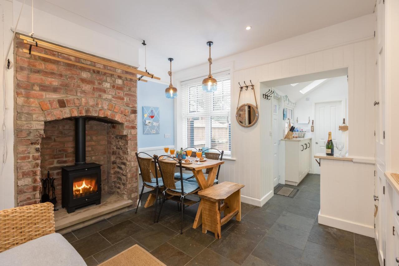 Robin Hood'S Bay Coastguard'S Cottage With A View Buitenkant foto