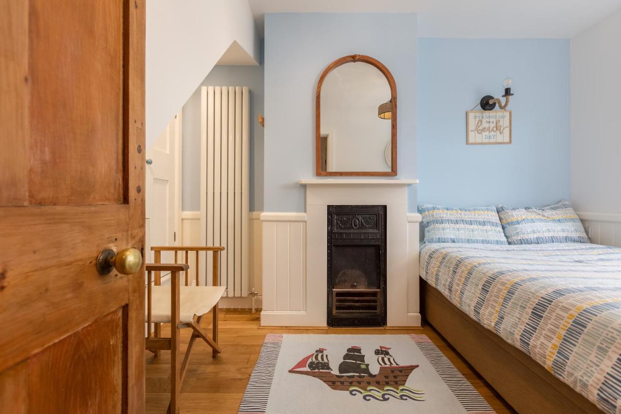Robin Hood'S Bay Coastguard'S Cottage With A View Buitenkant foto