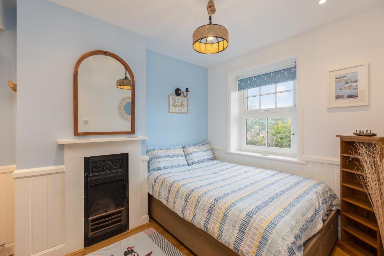 Robin Hood'S Bay Coastguard'S Cottage With A View Buitenkant foto