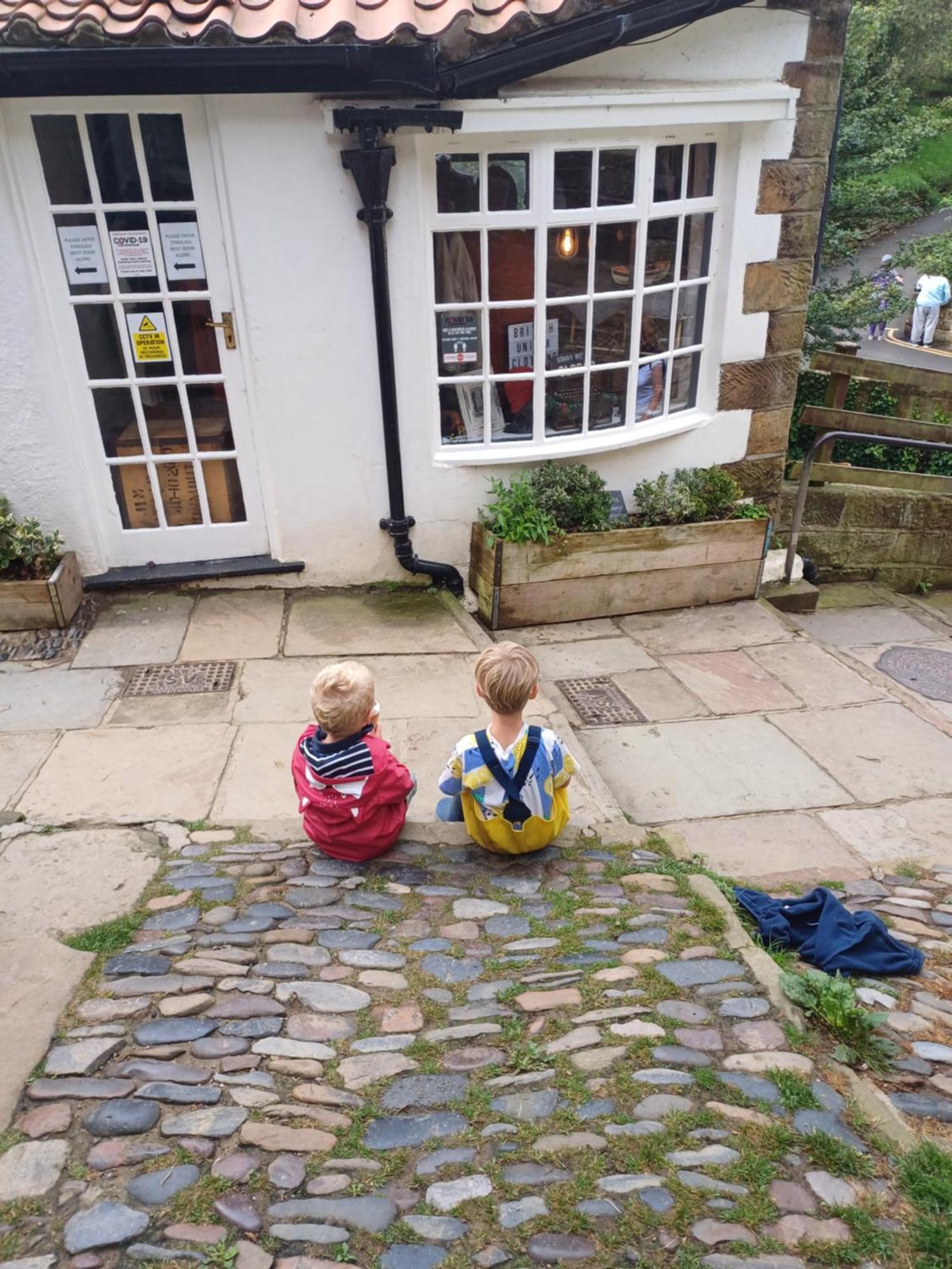 Robin Hood'S Bay Coastguard'S Cottage With A View Buitenkant foto